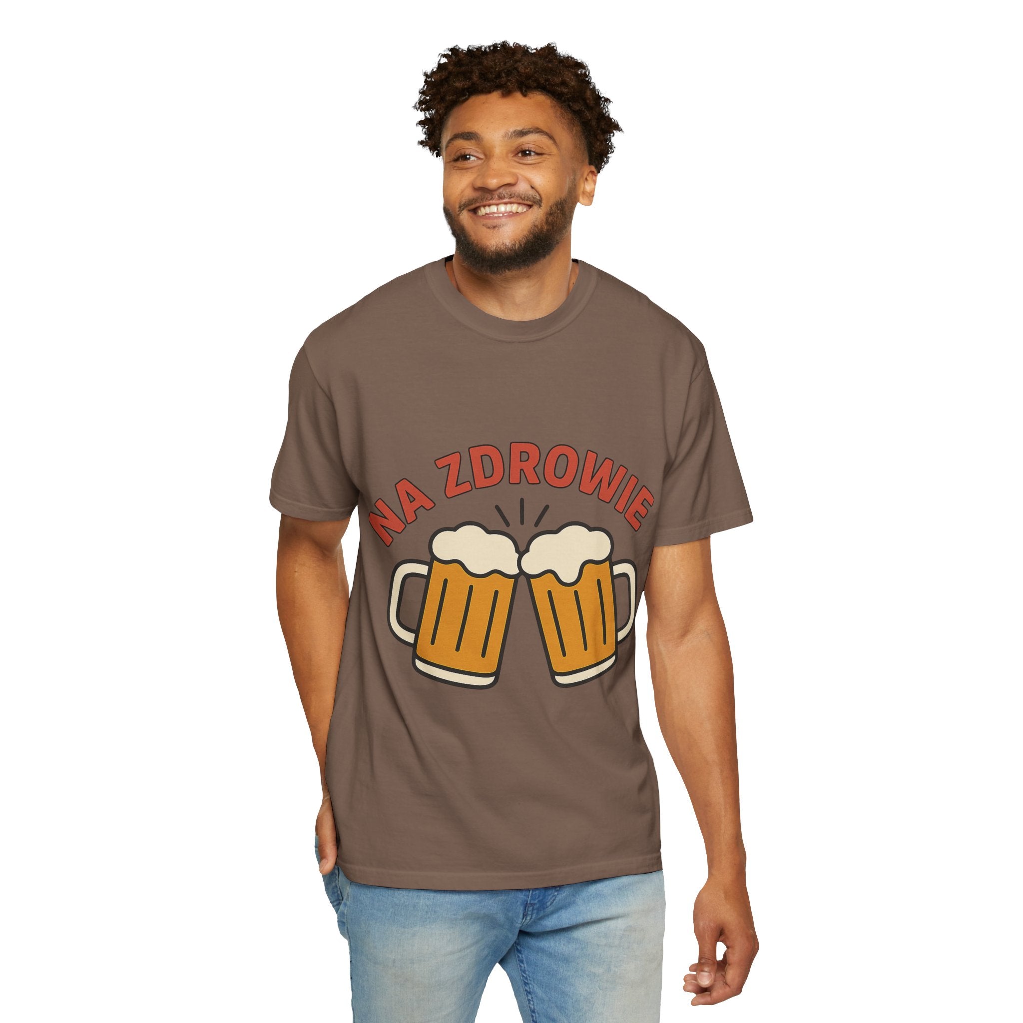 Na Zdrowie Cheers with Clinking Beer Mugs T-Shirt