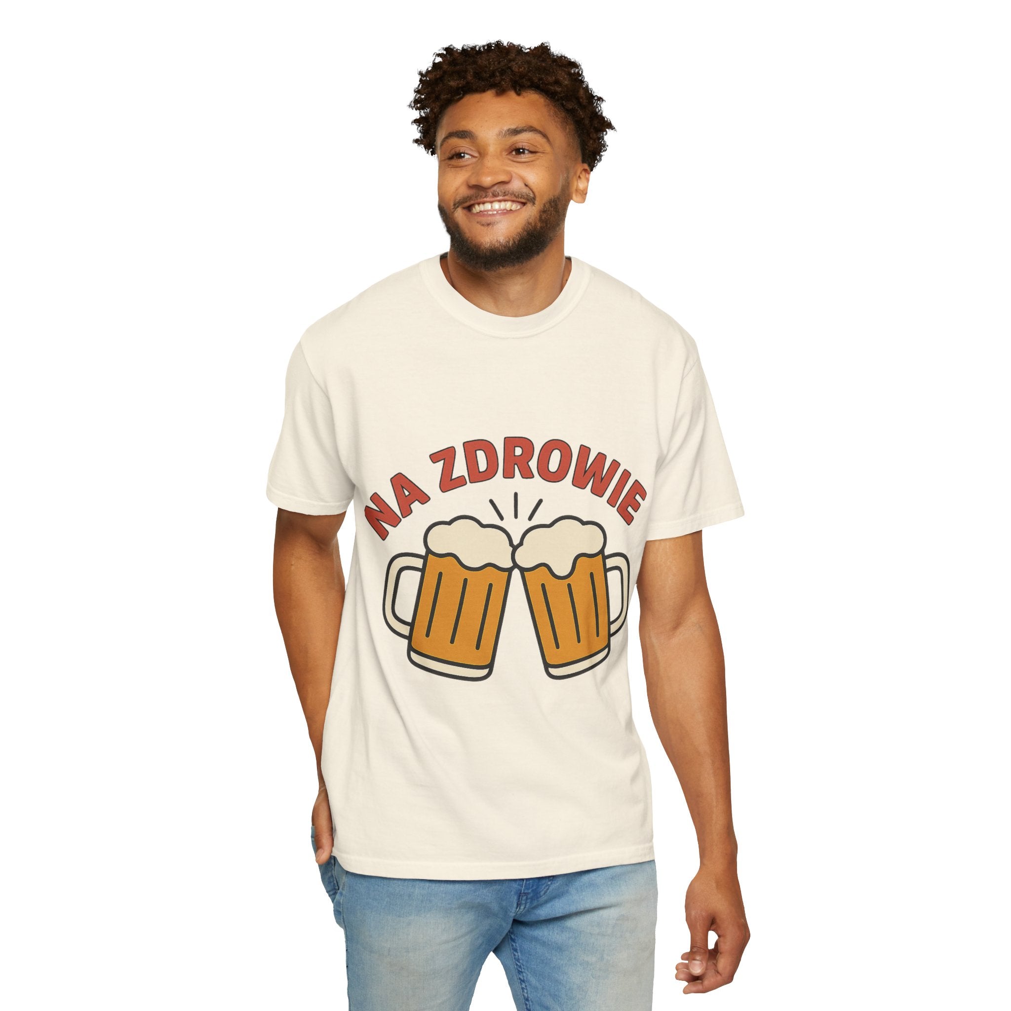 Na Zdrowie Cheers with Clinking Beer Mugs T-Shirt
