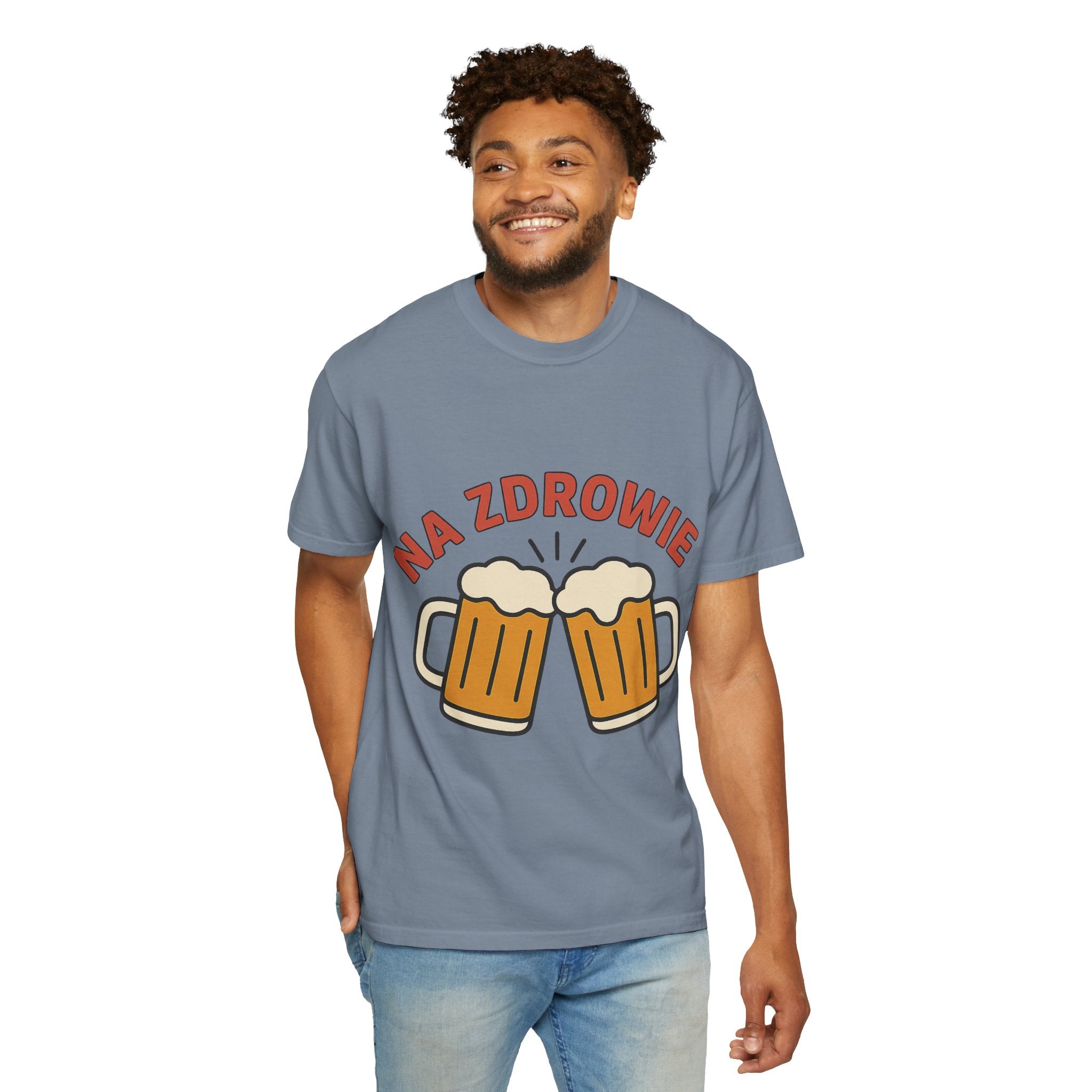Na Zdrowie Cheers with Clinking Beer Mugs T-Shirt