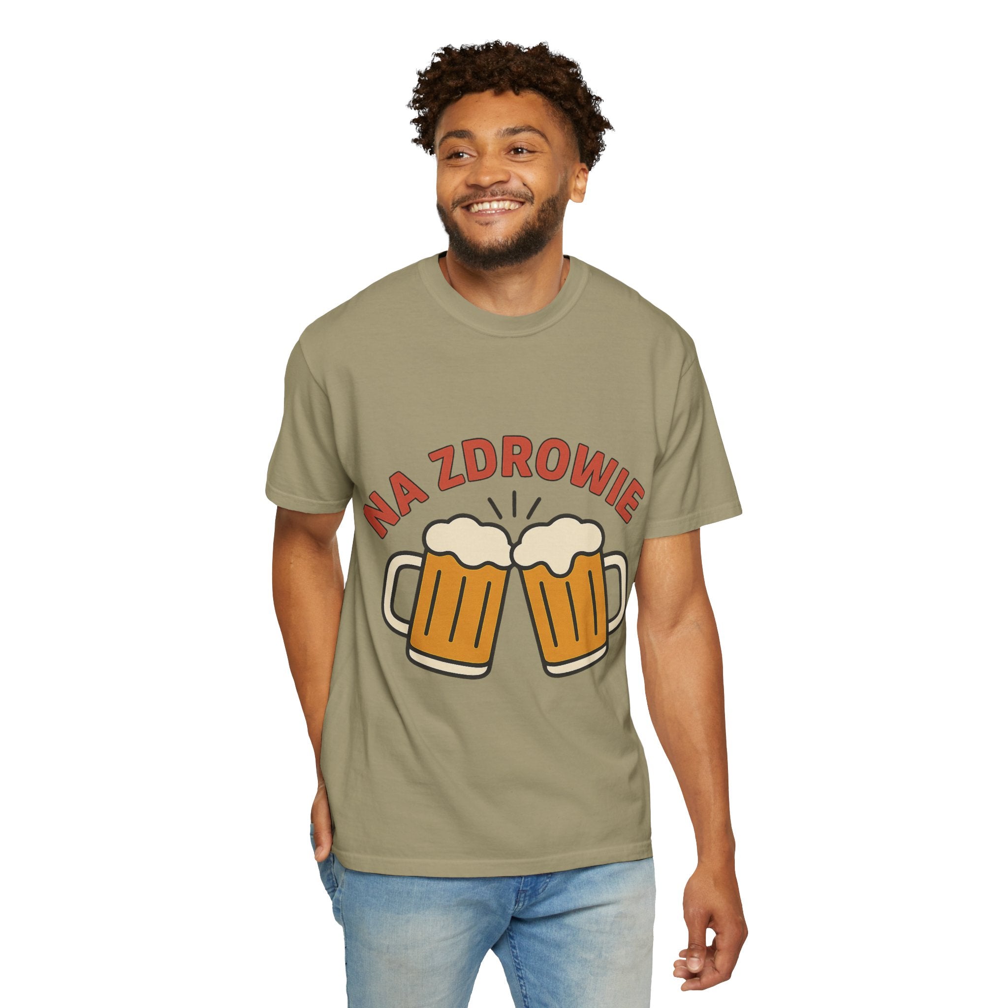 Na Zdrowie Cheers with Clinking Beer Mugs T-Shirt